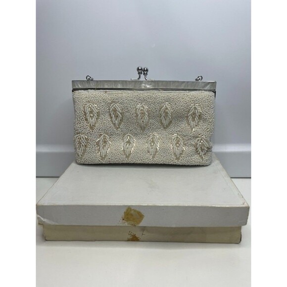 Vintage Ivory white All Beaded Top Handle Bag With Mother Of Pearl Detailing - Picture 1 of 16